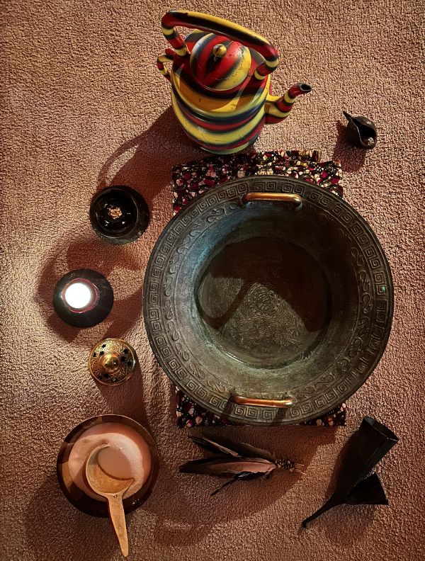 "Soin Souverain de dégagement et remise en ordre des mémoires de lignée, Espace Oshoun à Fribourg avec Marguerite Lalèyê."